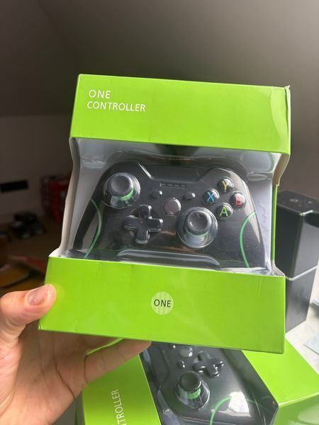 Проводной игровой геймпад X-One для приставки Xbox One и PC (Чёрный) джойстик USB 408659100 фото
