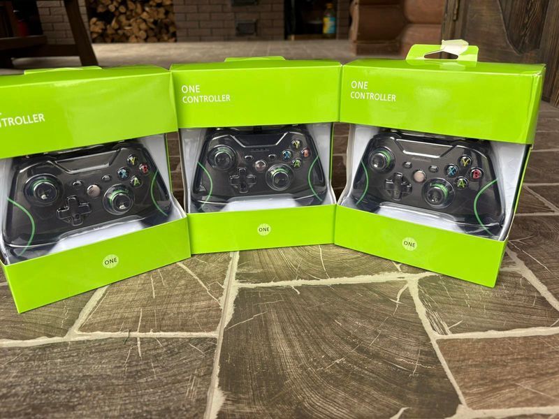 Проводной игровой геймпад X-One для приставки Xbox One и PC (Чёрный) джойстик USB 408659100 фото